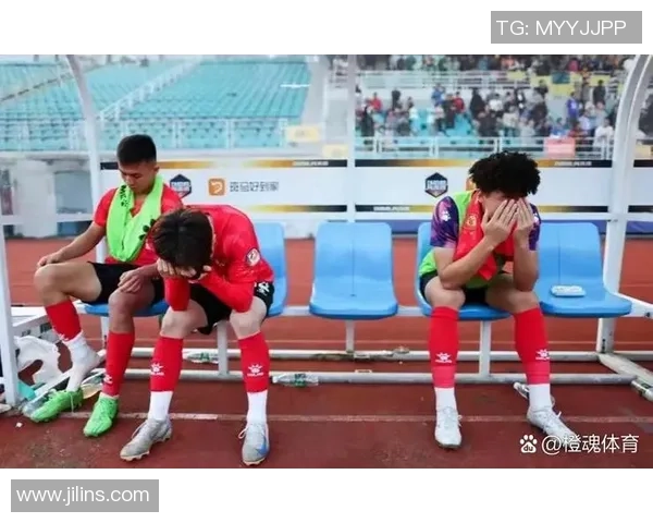 CBA新疆队与广州队激战成焦点比分悬念引发球迷热议