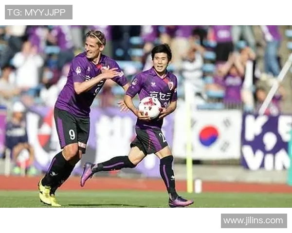 山口雷诺与冈山稚绿的激烈对决揭示了日本足球的无限魅力与潜力