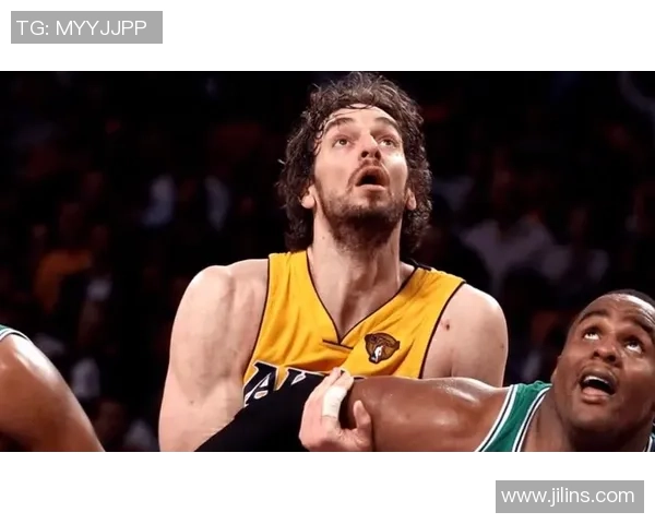 布劳斯迎战中央德国球队激战在即期待精彩对决与精彩进球